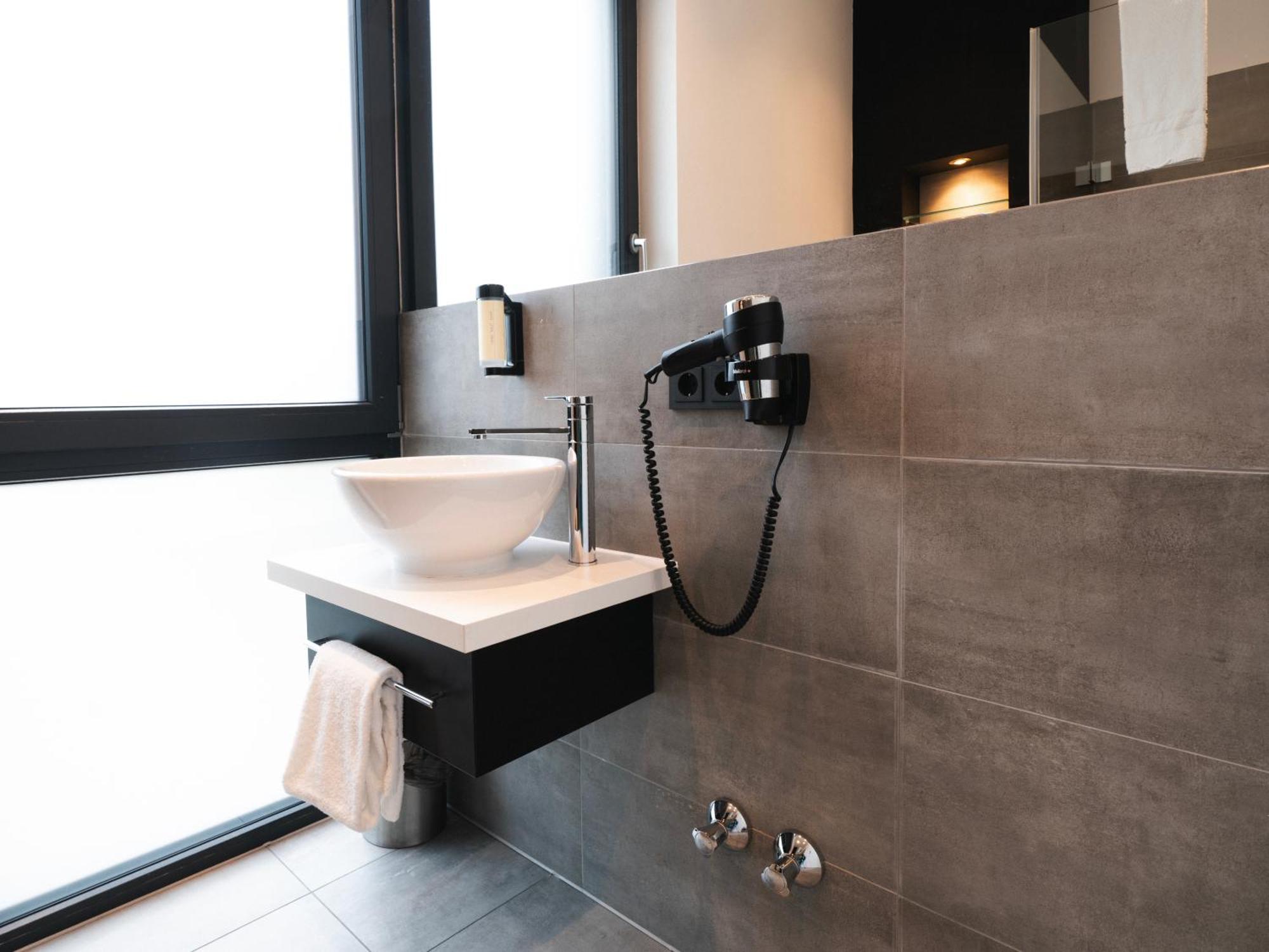 Juststay Grevenbroich Hotel & Apartments 外观 照片